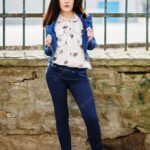 красива дівчина