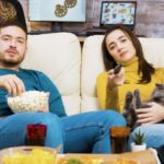 дивитися телевізор