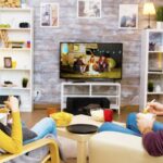 дивитися телевізор